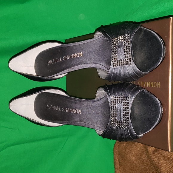 Michael Shannon Heels Size 9.5 Gray - Picture 2 of 7